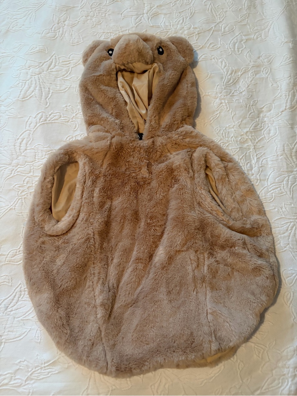 Zara 2-3 years Plush Bear Hooded Poncho Cape Halloween costume in Light Brown